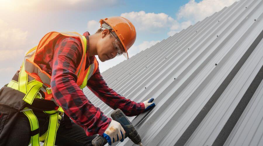 Expert top industrial roofings services in Brocket, ND